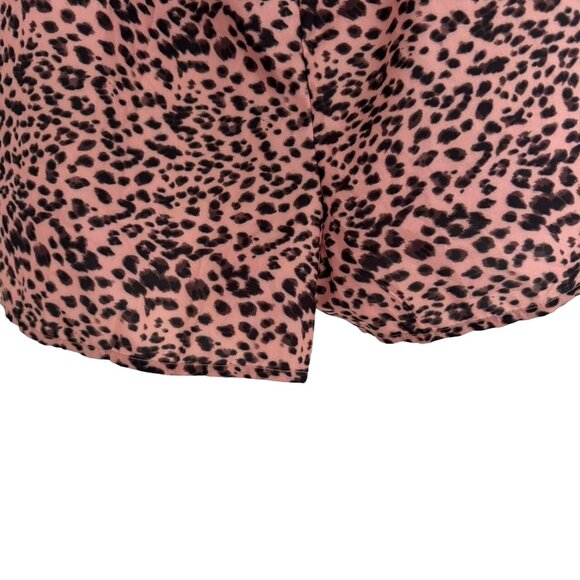 Fashion Nova Nwt Front Wrap animal print light weight Romper - Picture 5 of 6